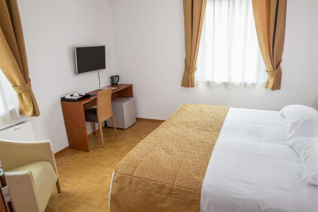 Guest Accommodation Primula Nova Gorica Eksteriør billede